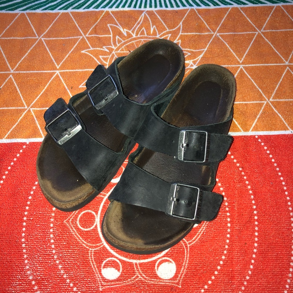Used Birkenstock’s - black with silver buckle